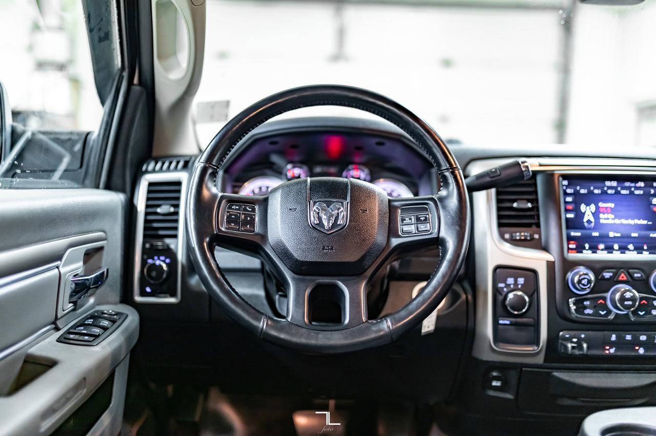 2018 Ram 3500 4x4 Crew Cab SLT Diesel Nav BCam Red Deer AB