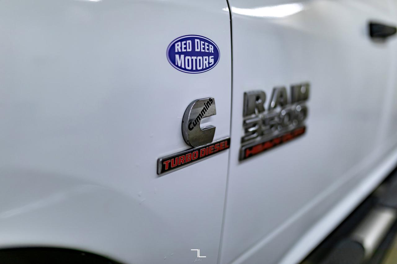 2018 Ram 3500 4x4 Crew Cab SLT Diesel Nav BCam Red Deer AB