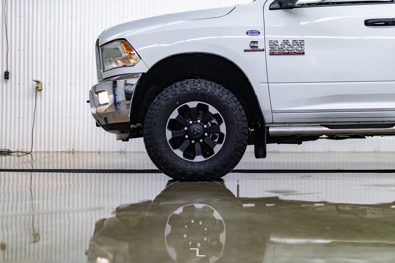 2018 Ram 3500 4x4 Crew Cab SLT Diesel Nav BCam Red Deer AB