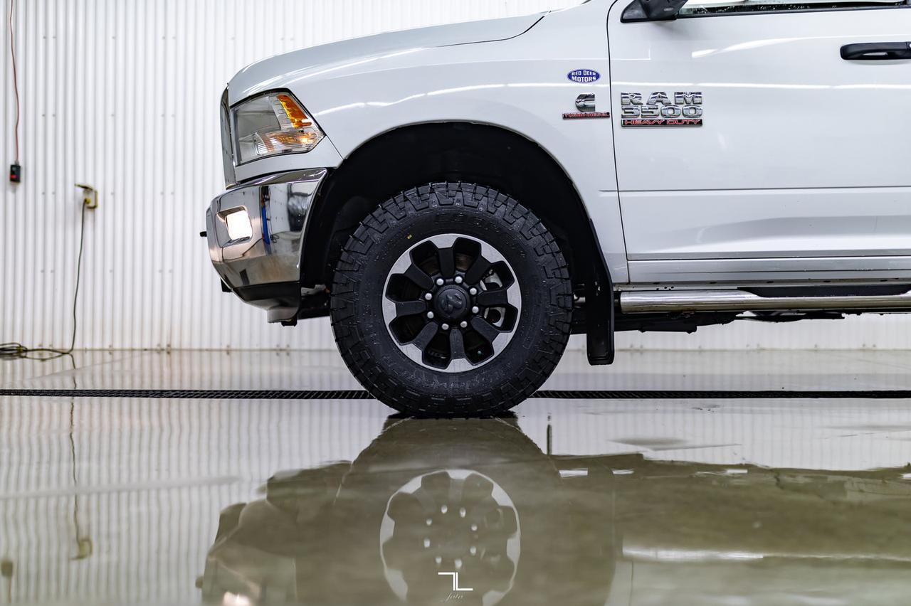 2018 Ram 3500 4x4 Crew Cab SLT Diesel Nav BCam Red Deer AB