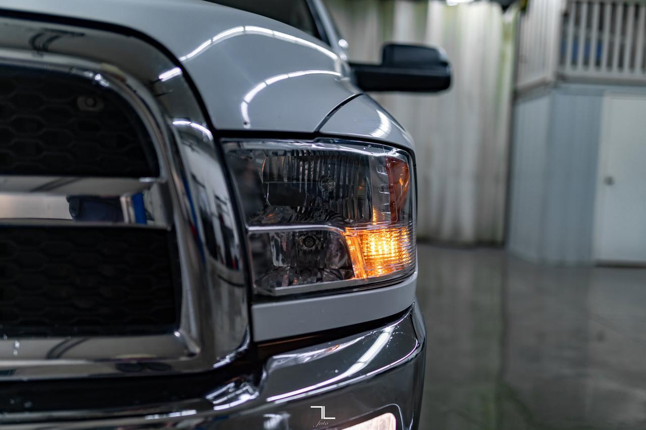 2018 Ram 3500 4x4 Crew Cab SLT Diesel Nav BCam Red Deer AB