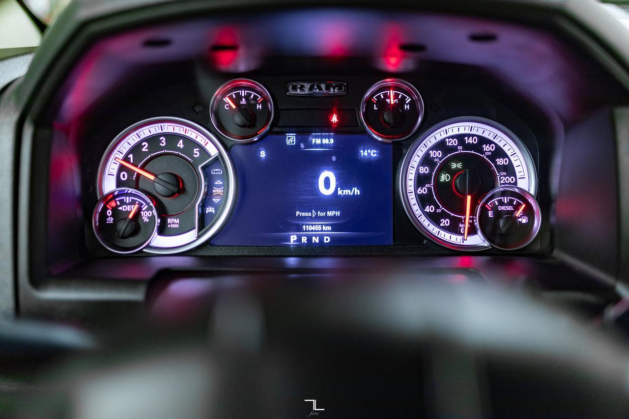 2018 Ram 3500 4x4 Crew Cab SLT Diesel PSeat BCam Red Deer AB