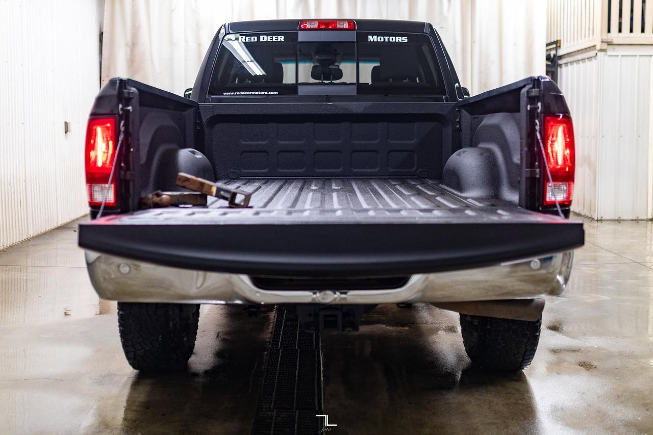 2018 Ram 3500 4x4 Crew Cab SLT Diesel PSeat BCam Red Deer AB