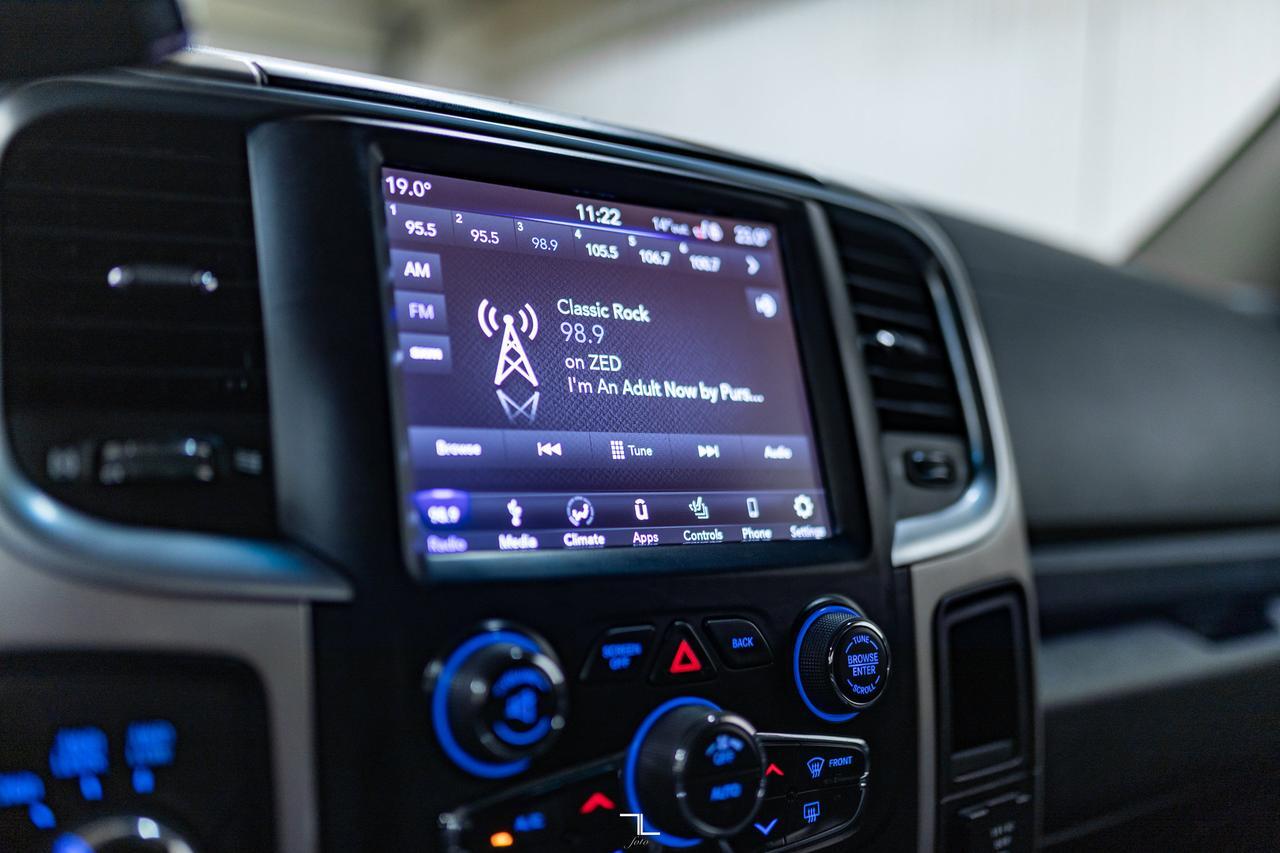 2018 Ram 3500 4x4 Crew Cab SLT Diesel PSeat BCam Red Deer AB