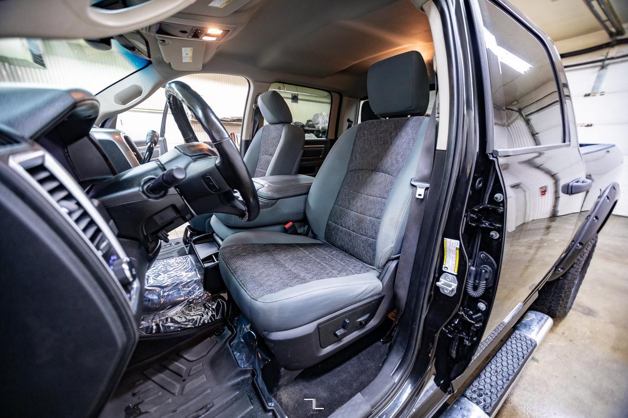 2018 Ram 3500 4x4 Crew Cab SLT Diesel PSeat BCam Red Deer AB