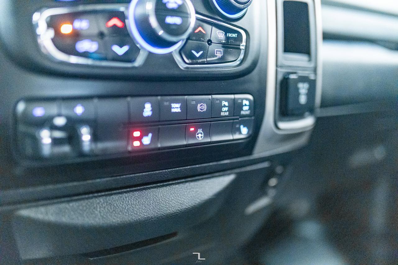 2018 Ram 3500 4x4 Crew Cab SLT Diesel PSeat BCam Red Deer AB