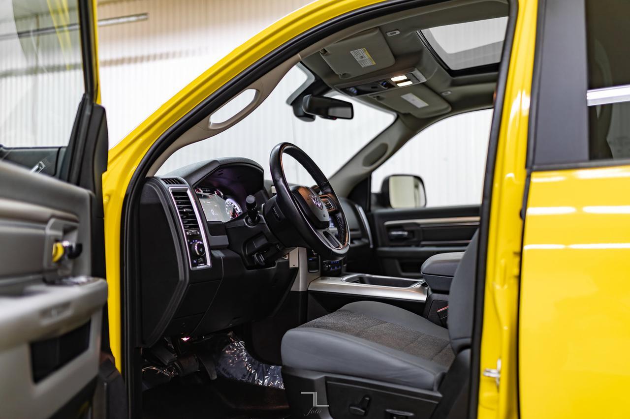 2018 Ram 3500 4x4 Crew Cab SLT Diesel Roof BCam Red Deer AB