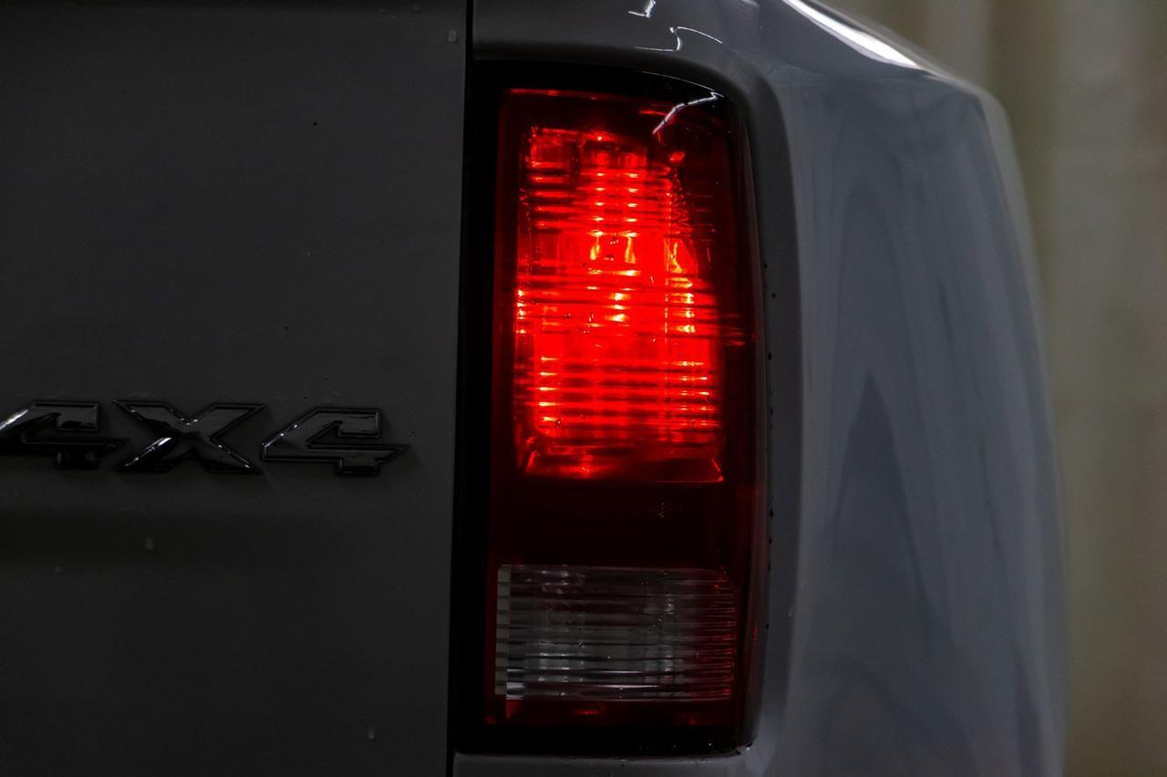 2018 Ram 3500 4x4 Crew Cab SLT Dually Diesel AISIN Red Deer AB