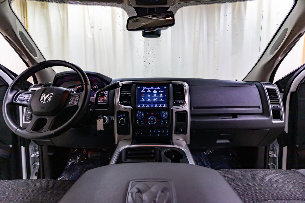 2018 Ram 3500 4x4 Crew Cab SLT Dually Diesel BCam Red Deer AB