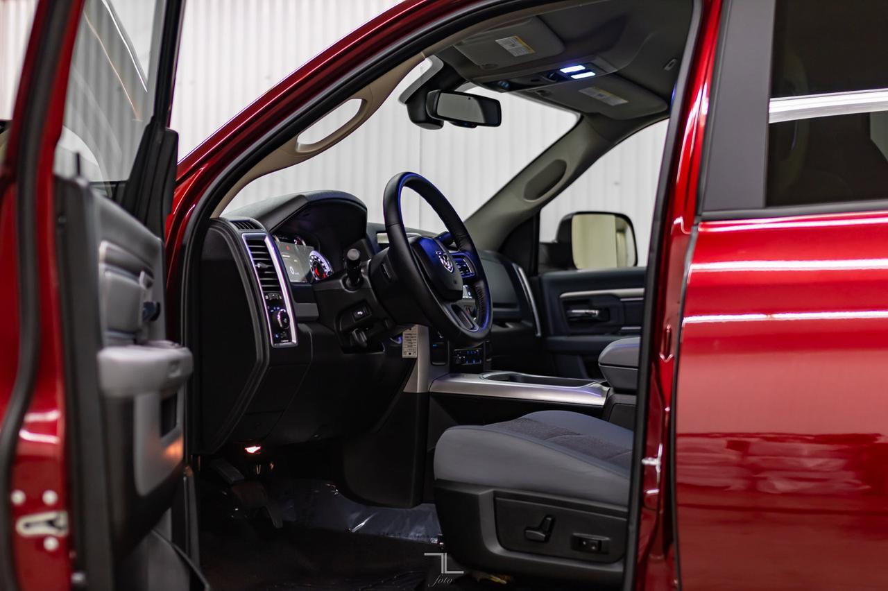 2018 Ram 3500 4x4 Crew Cab SLT Dually Diesel BCam Red Deer AB