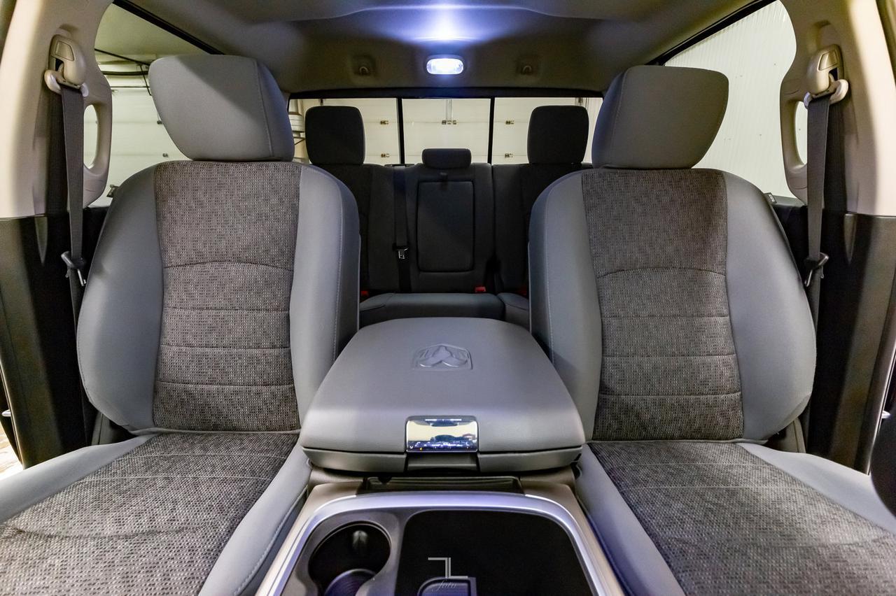 2018 Ram 3500 4x4 Crew Cab SLT Dually Diesel BCam Red Deer AB