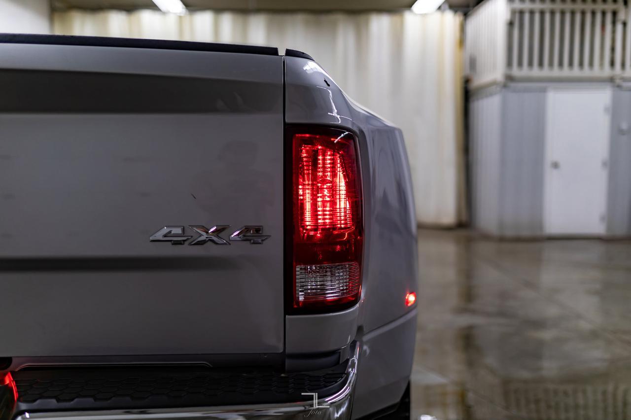 2018 Ram 3500 4x4 Crew Cab SLT Dually Diesel BCam Red Deer AB