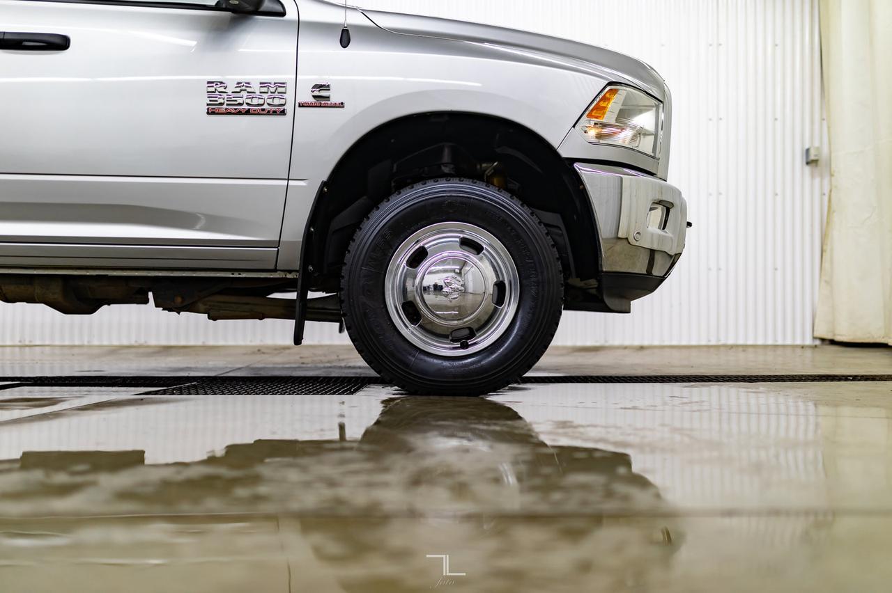 2018 Ram 3500 4x4 Crew Cab SLT Dually Diesel BCam Red Deer AB