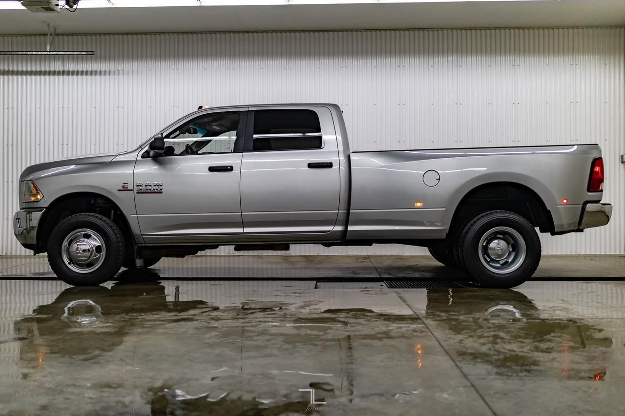 2018 Ram 3500 4x4 Crew Cab SLT Dually Diesel BCam Red Deer AB