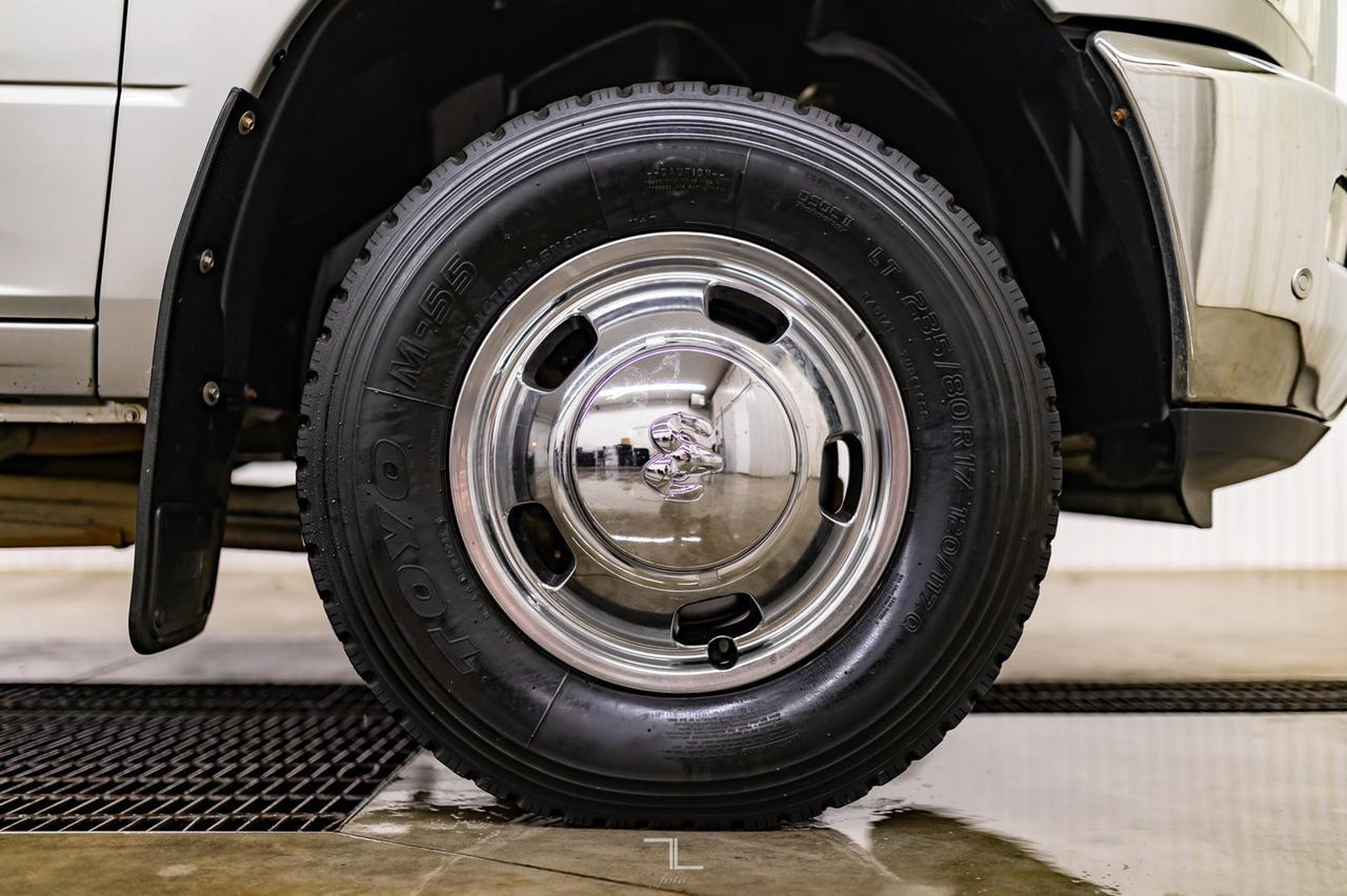 2018 Ram 3500 4x4 Crew Cab SLT Dually Diesel BCam Red Deer AB