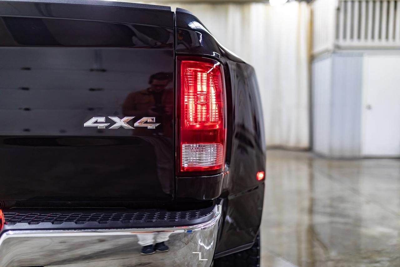 2018 Ram 3500 4x4 Crew Cab SLT Dually Diesel Red Deer AB