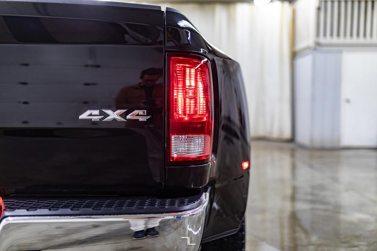 2018 Ram 3500 4x4 Crew Cab SLT Dually Diesel Red Deer AB