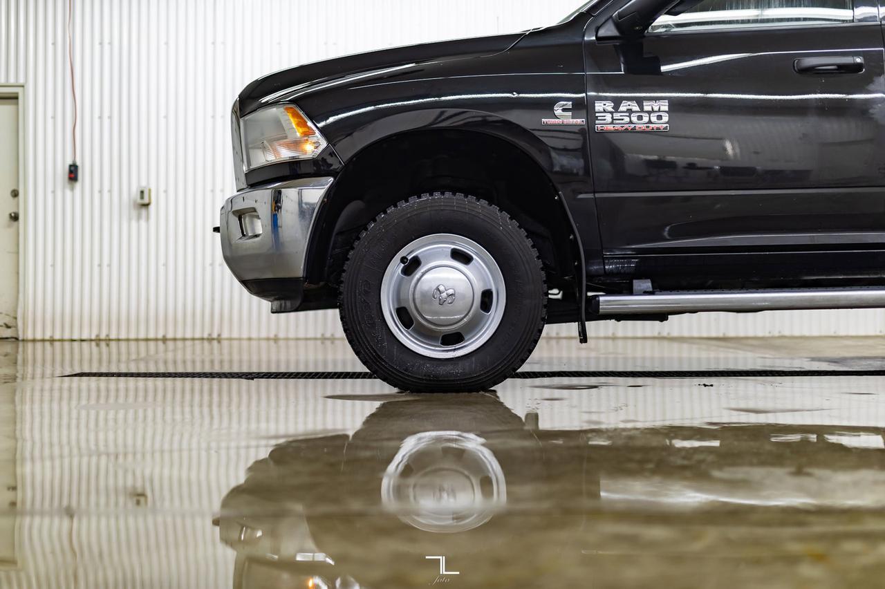 2018 Ram 3500 4x4 Crew Cab SLT Dually Diesel Red Deer AB
