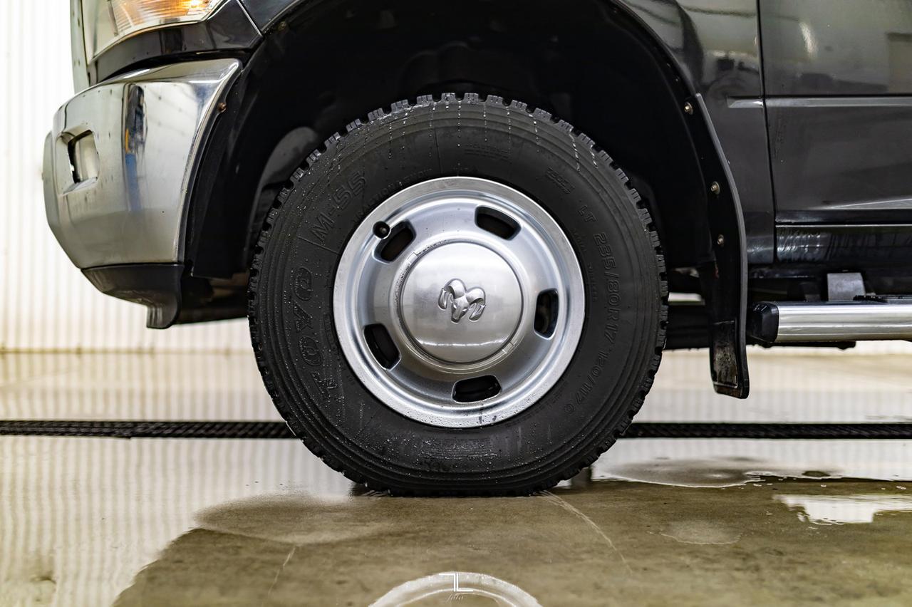 2018 Ram 3500 4x4 Crew Cab SLT Dually Diesel Red Deer AB