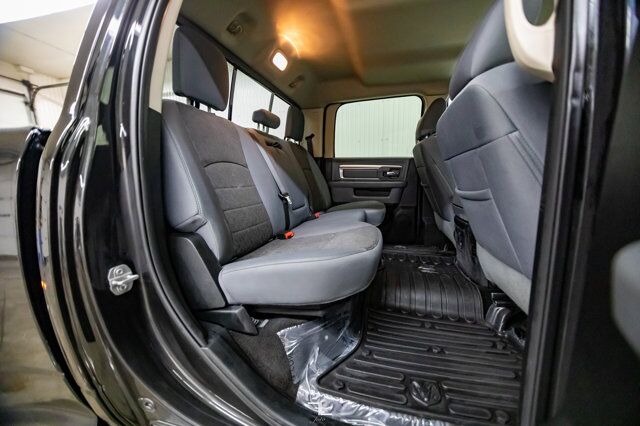 2018 Ram 3500 4x4 Crew Cab SLT Dually Diesel Red Deer AB