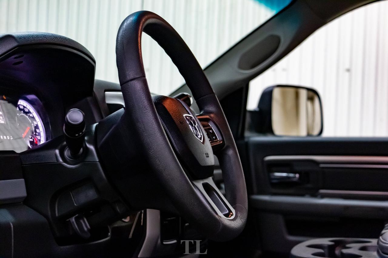 2018 Ram 3500 4x4 Crew Cab SLT Longbox Diesel BCam Red Deer AB