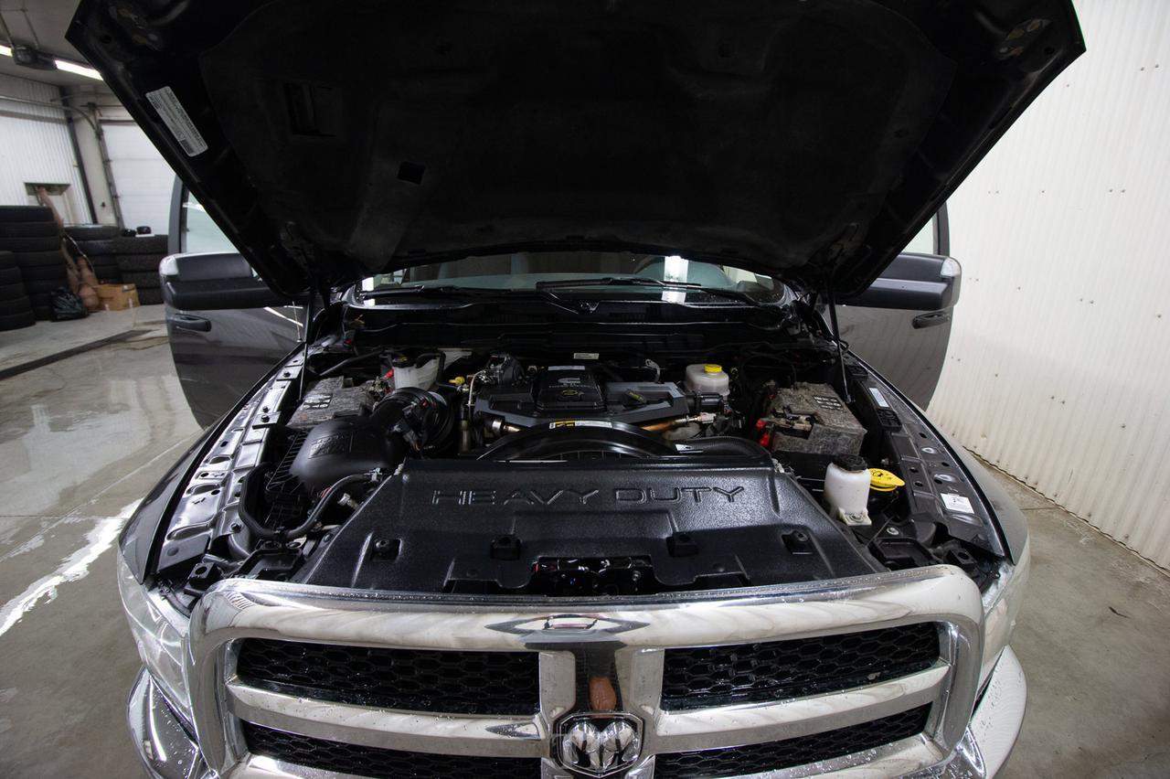 2018 Ram 3500 4x4 Crew Cab SLT Longox Diesel BCam Red Deer AB