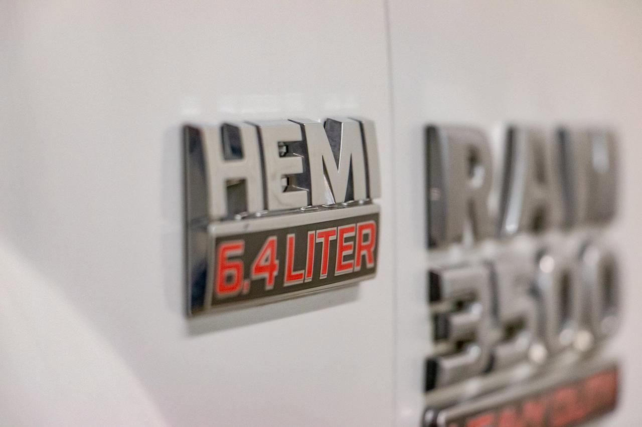 2018 Ram 3500 4x4 Crew Cab SLT Nav BCam Red Deer AB