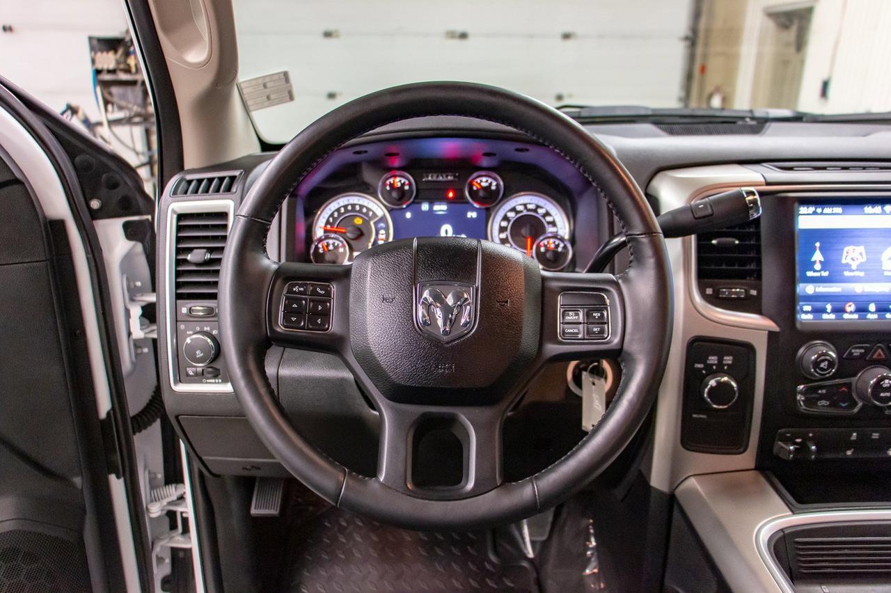 2018 Ram 3500 4x4 Crew Cab SLT Nav BCam Red Deer AB