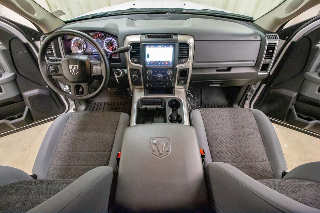 2018 Ram 3500 4x4 Crew Cab SLT Nav BCam Red Deer AB