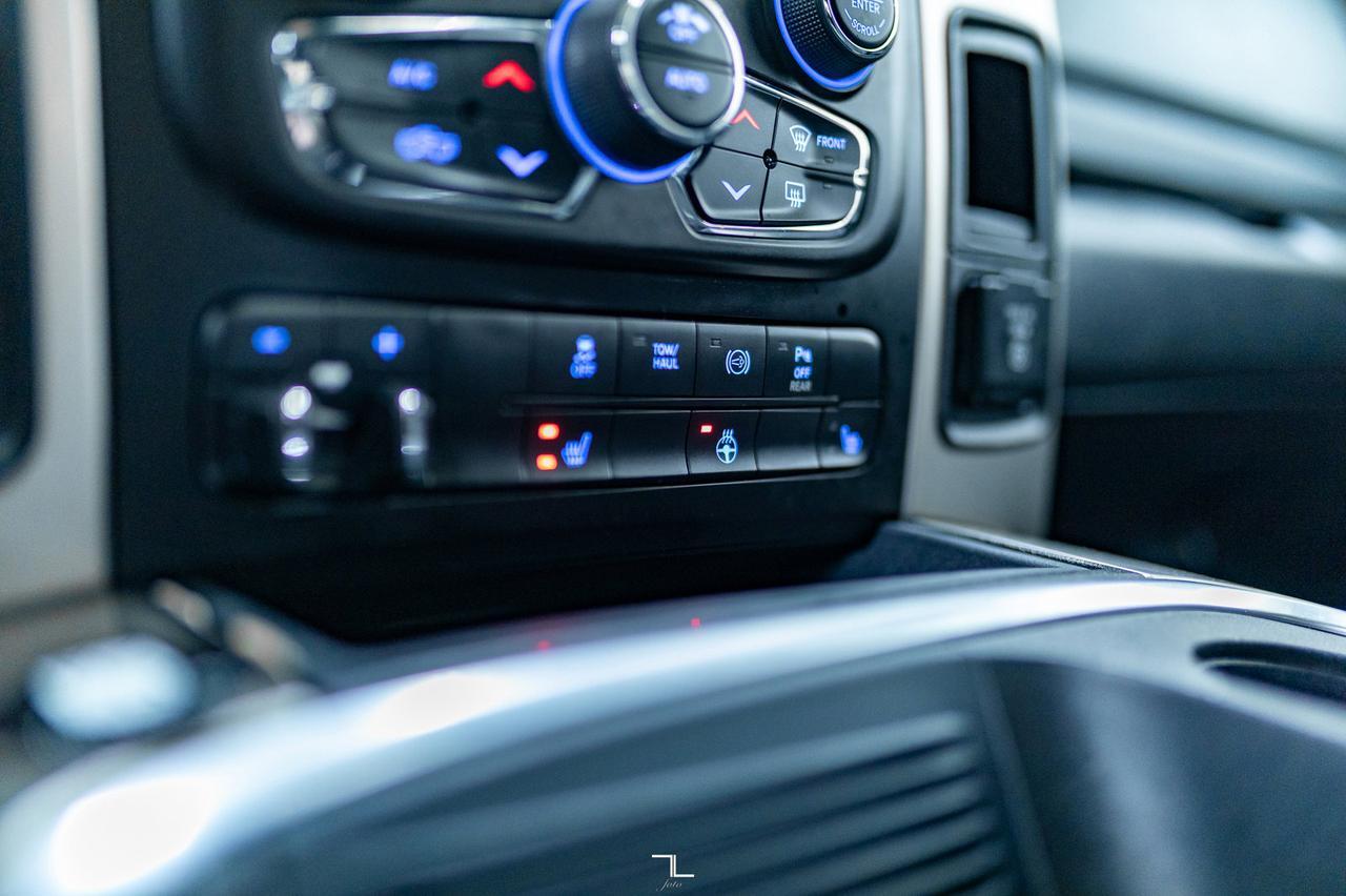 2018 Ram 3500 4x4 Crew Cab SLT Roof BCam Diesel Red Deer AB