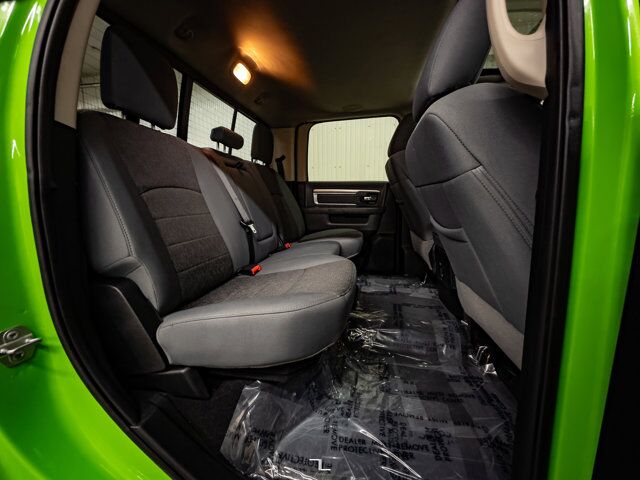 2018 Ram 3500 4x4 Crew Cab SLT Roof BCam Diesel Red Deer AB