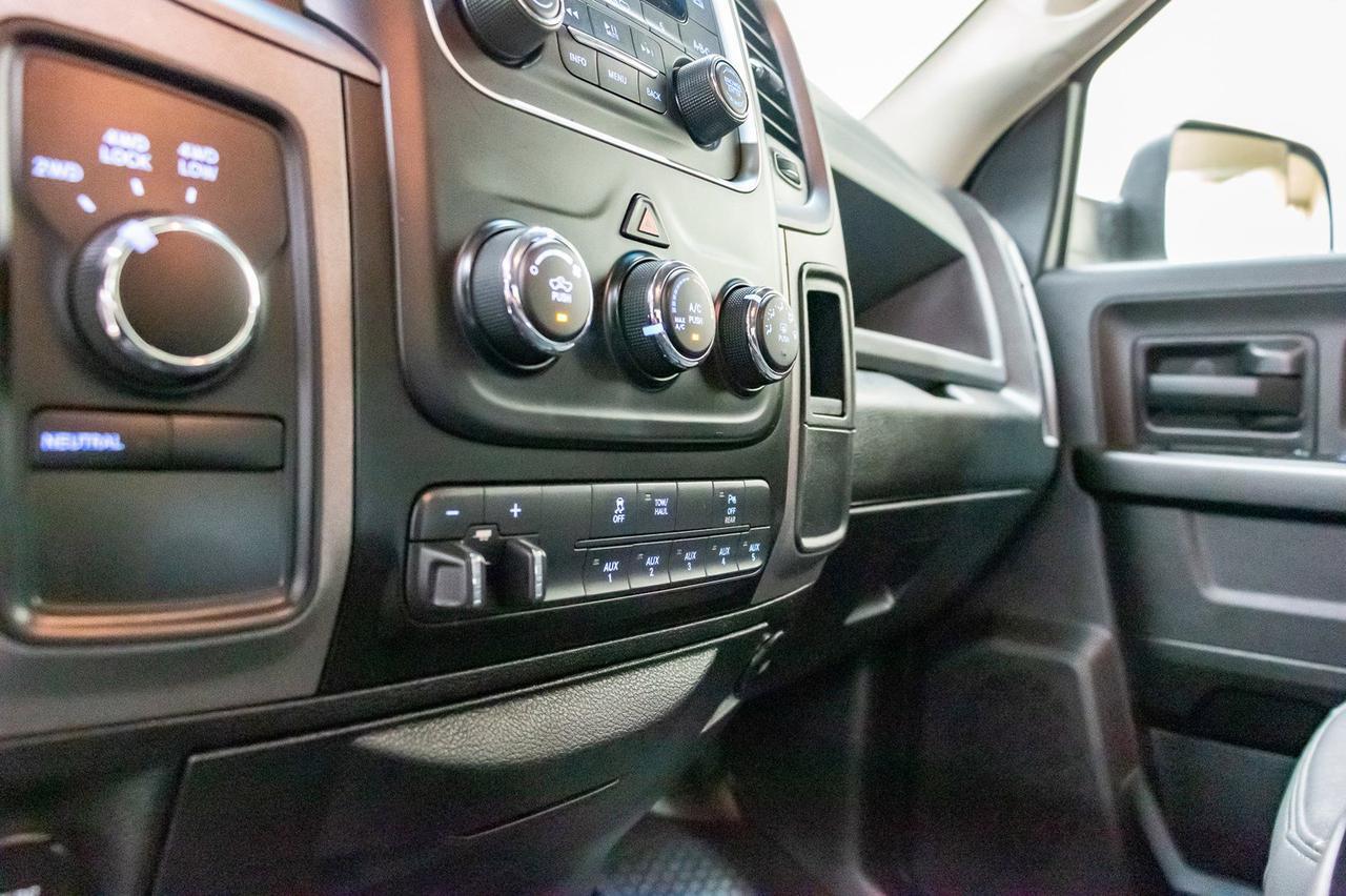 2018 Ram 3500 4x4 Crew Cab ST Longbox Red Deer AB