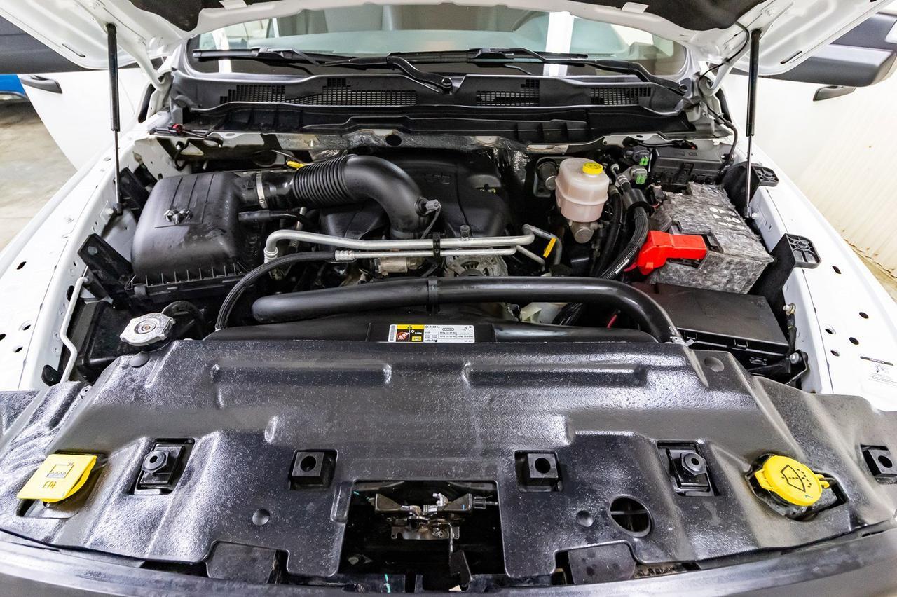 2018 Ram 3500 4x4 Crew Cab ST Longbox Red Deer AB