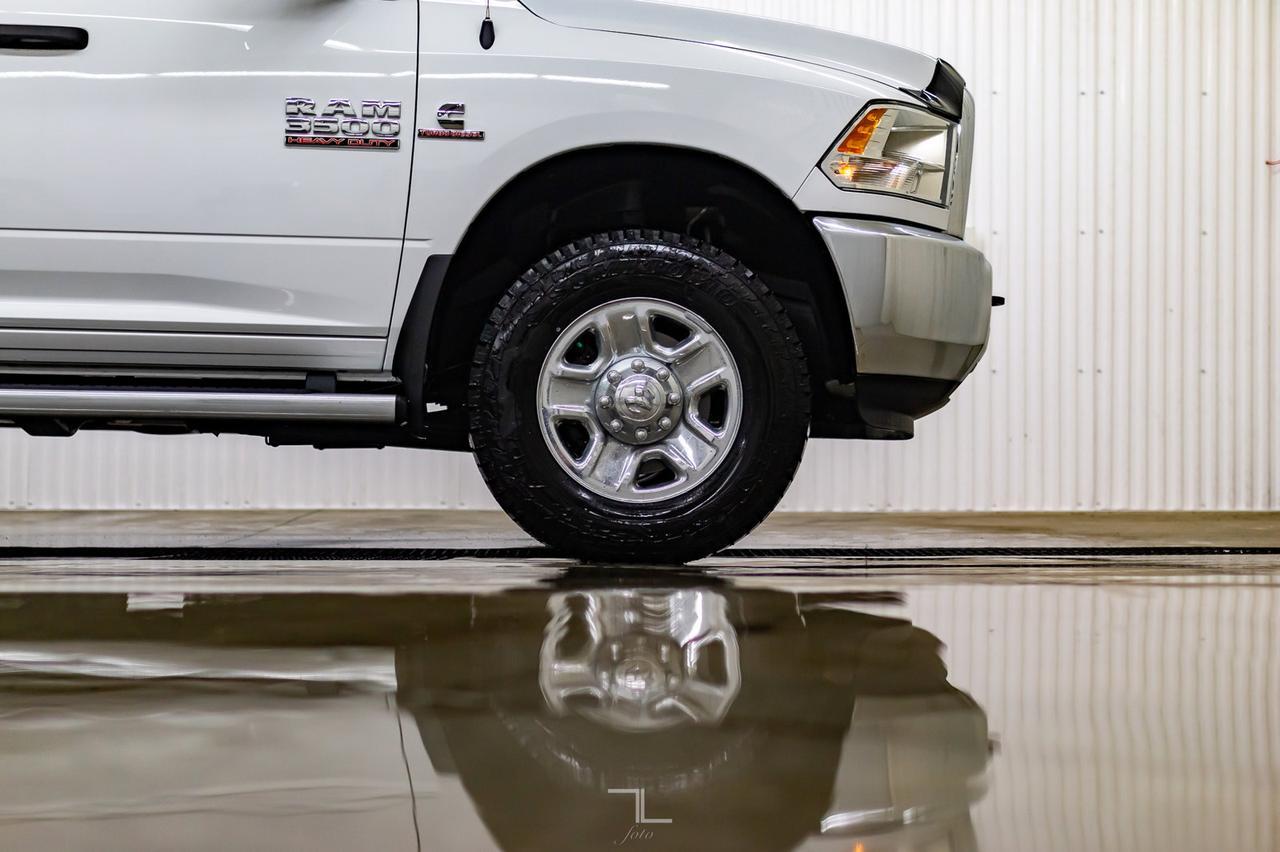 2018 Ram 3500 4x4 Crew Cab SXT Diesel BCam Red Deer AB