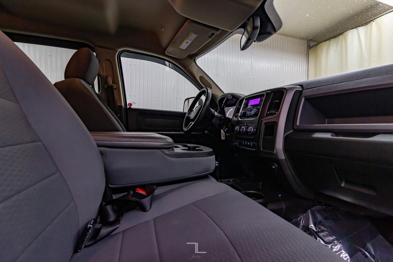 2018 Ram 3500 4x4 Crew Cab SXT Diesel BCam Red Deer AB