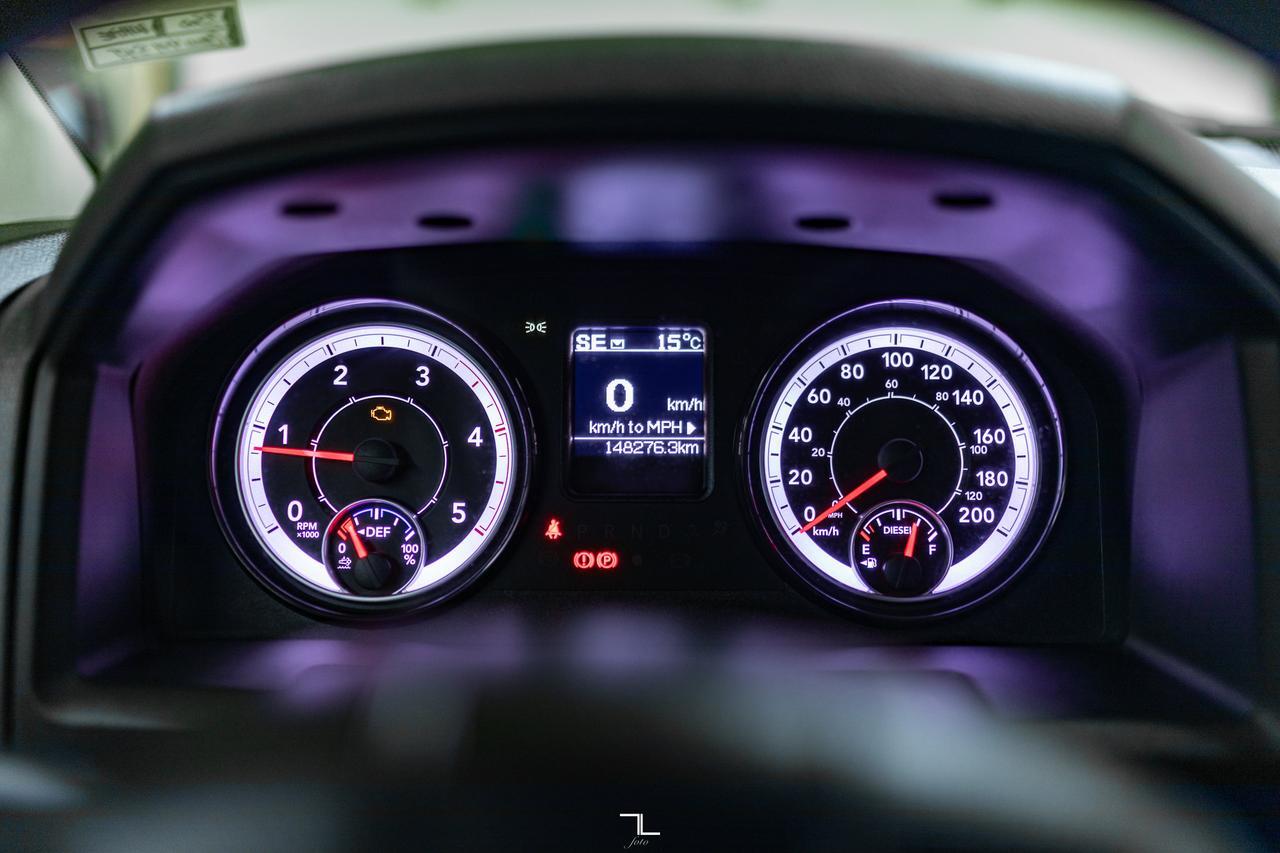 2018 Ram 3500 4x4 Crew Cab SXT Longbox Diesel Manual Red Deer AB