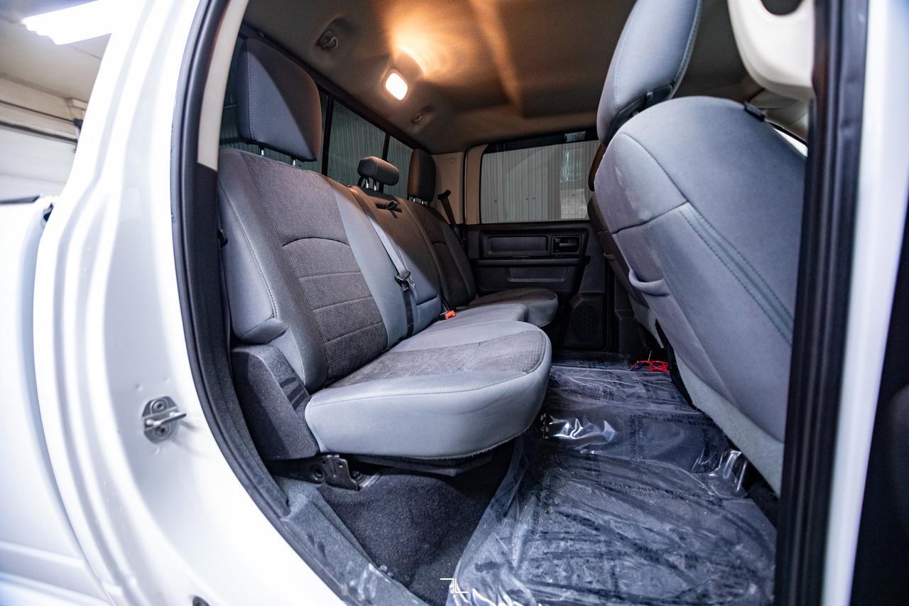 2018 Ram 3500 4x4 Crew Cab SXT Longbox Diesel Manual Red Deer AB