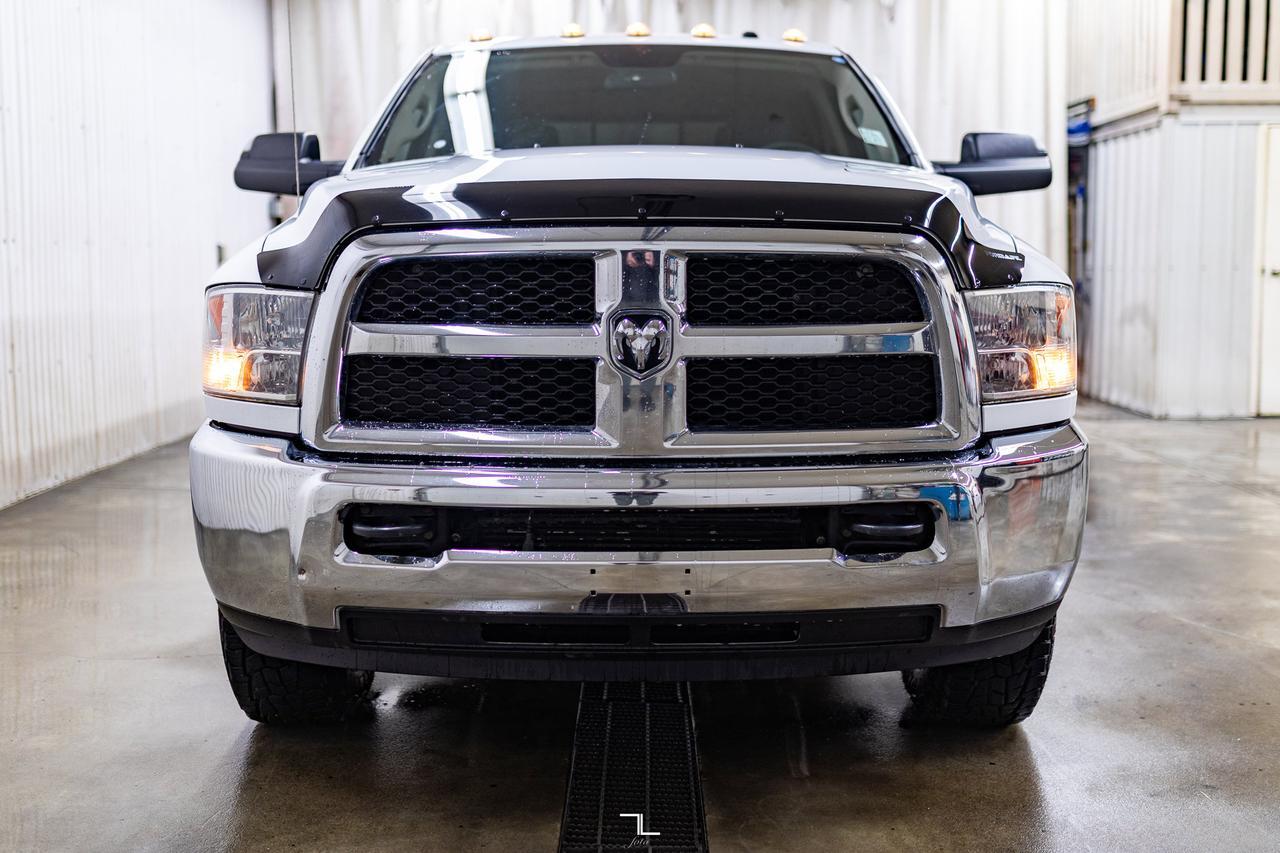 2018 Ram 3500 4x4 Crew Cab SXT Longbox Diesel Manual Red Deer AB