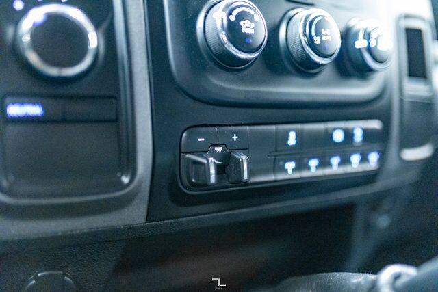 2018 Ram 3500 4x4 Crew Cab SXT Longbox Diesel Manual Red Deer AB