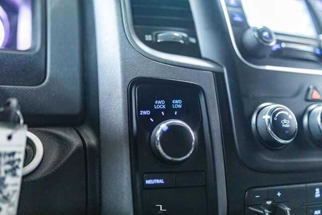 2018 Ram 3500 4x4 Crew Cab SXT Longbox Diesel Manual Red Deer AB