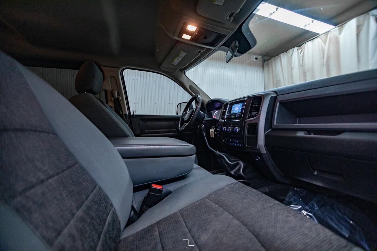 2018 Ram 3500 4x4 Crew Cab SXT Longbox Diesel Manual Red Deer AB