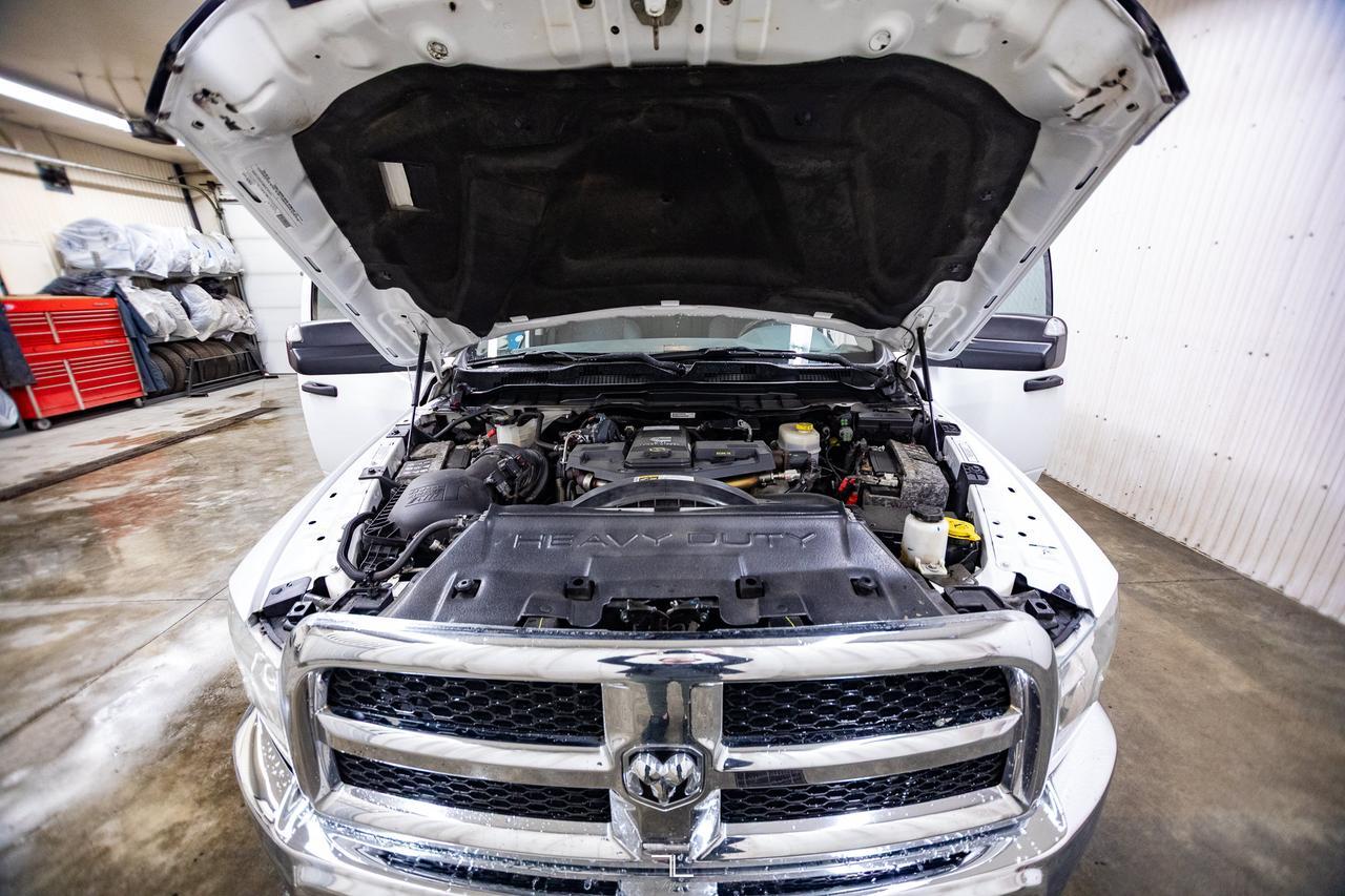 2018 Ram 3500 4x4 Crew Cab SXT Longbox Diesel Manual Red Deer AB