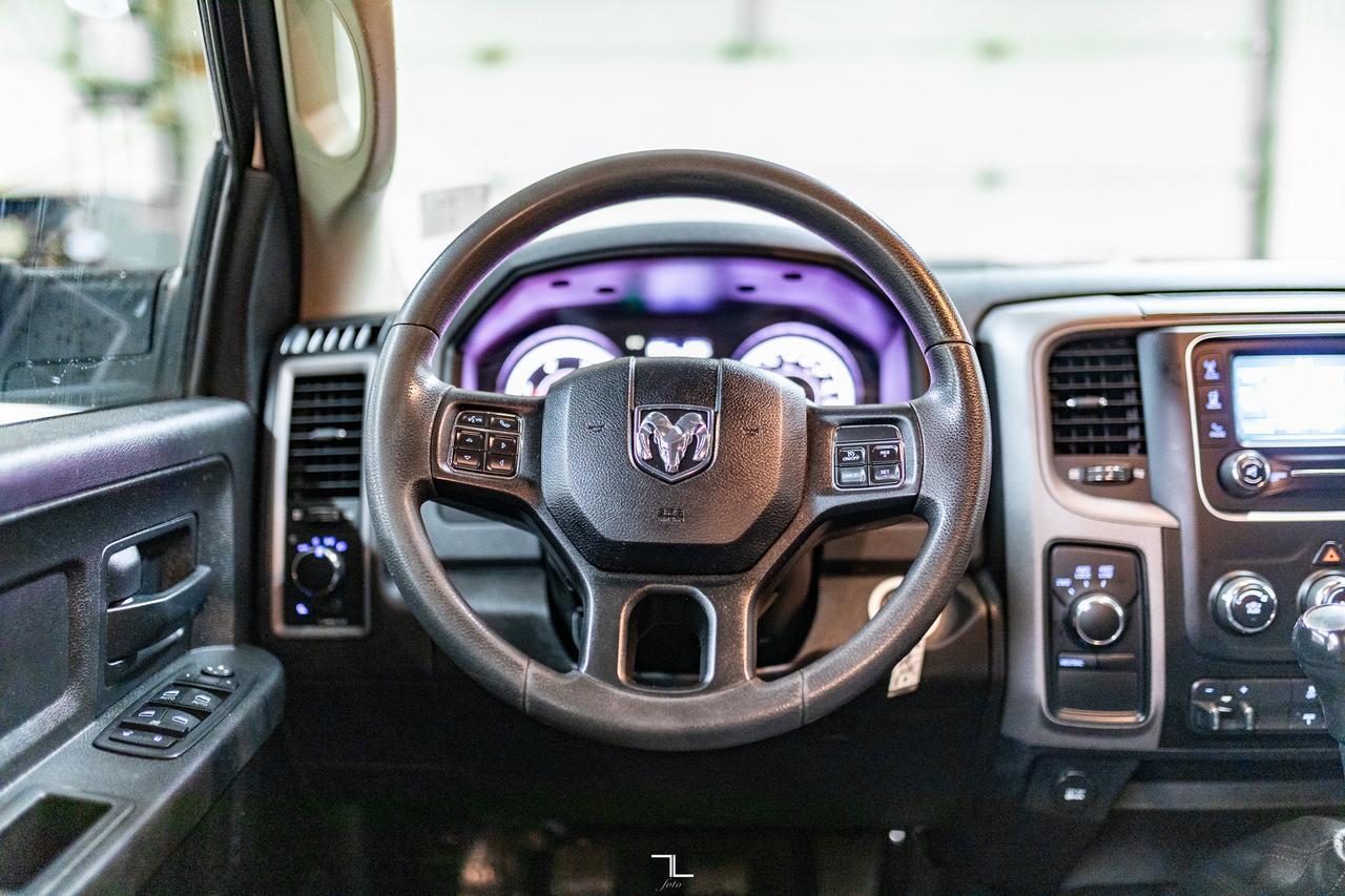 2018 Ram 3500 4x4 Crew Cab SXT Longbox Diesel Manual Red Deer AB