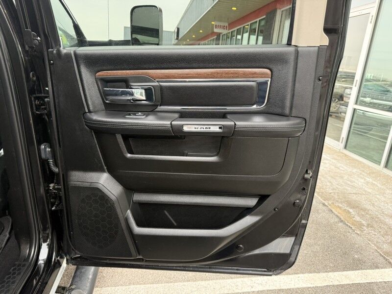 2018 Ram 3500 4x4 Diesel CM Flatbed 69k mi's Laramie Collinsville OK