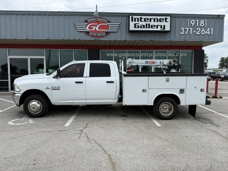 2018 Ram 3500 4x4 Diesel Utility w/ Steller EC3200 Crane