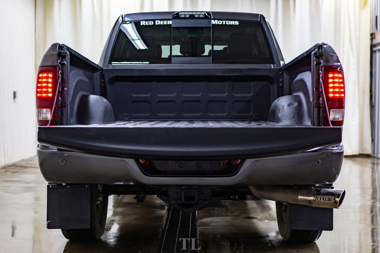 2018 Ram 3500 4x4 Mega Cab Laramie Diesel AISIN Leather Roof Nav BCam Red Deer AB