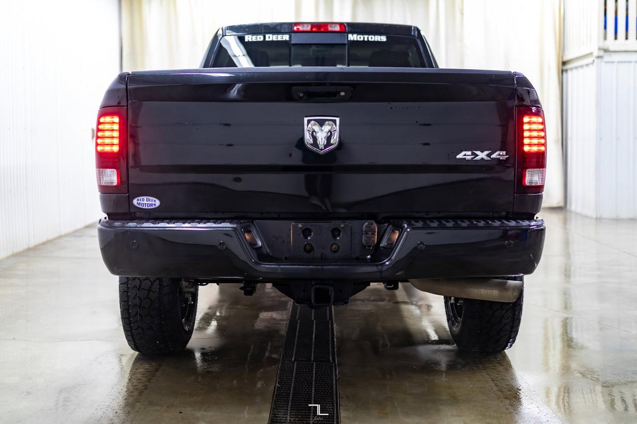 2018 Ram 3500 4x4 Mega Cab Laramie Diesel Leather Roof BCam Red Deer AB
