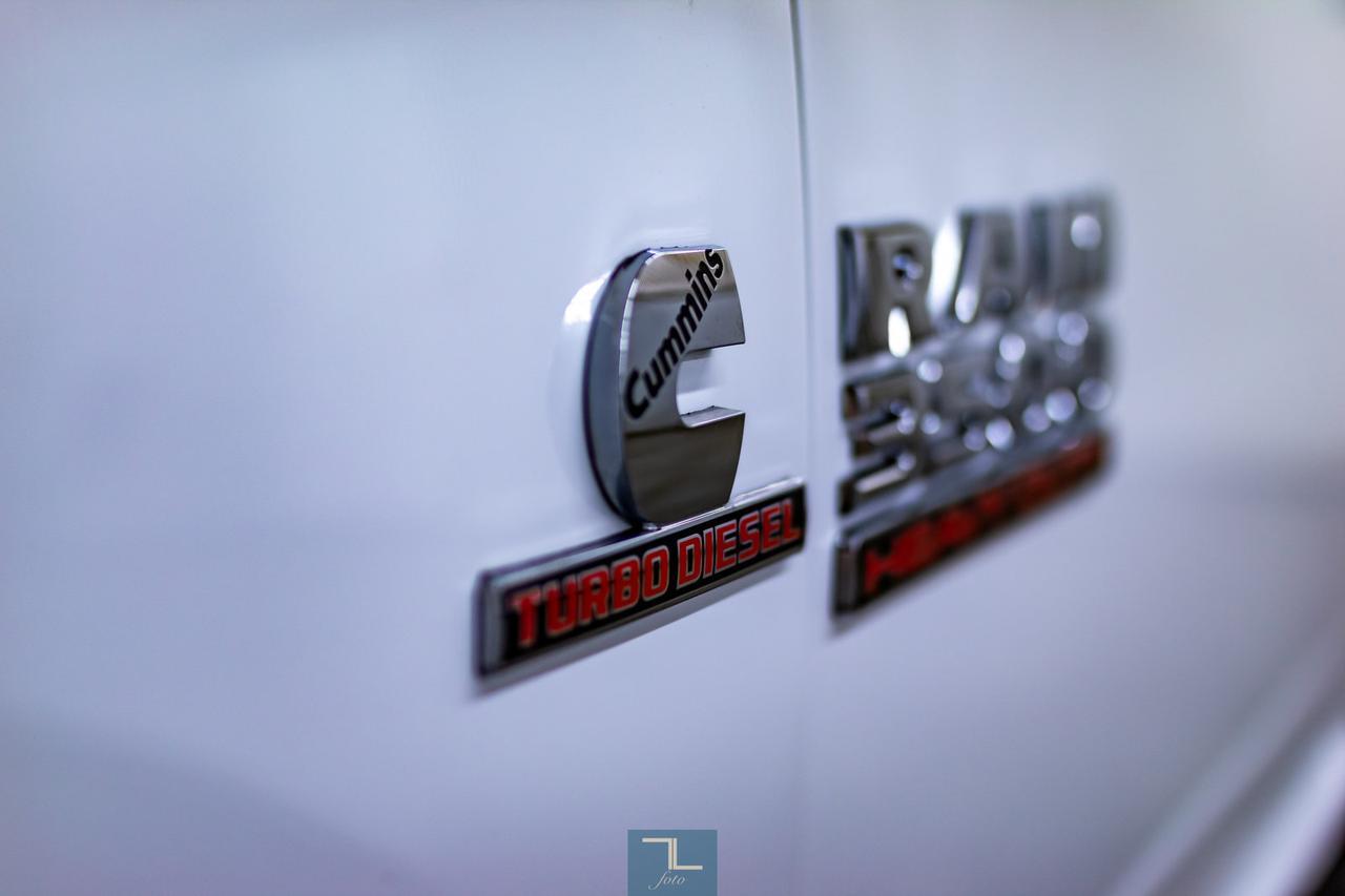 2018 Ram 3500 4x4 Reg Cab SLT Diesel BCam Red Deer AB
