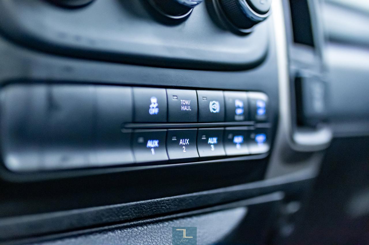 2018 Ram 3500 4x4 Reg Cab SLT Diesel BCam Red Deer AB