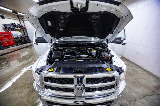 2018 Ram 3500 4x4 Reg Cab SXT Longbox HEMI Tommy Gate Red Deer AB